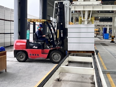 華陰 綠色創(chuàng)新引領(lǐng)可持續(xù)發(fā)展，環(huán)保產(chǎn)品構(gòu)筑生態(tài)屏障